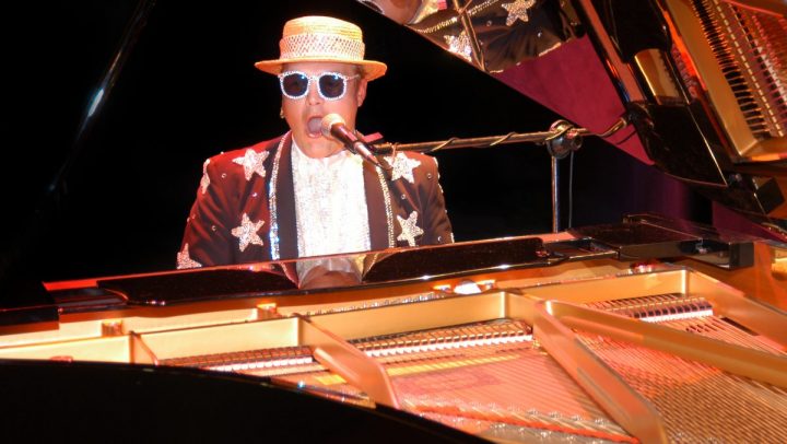 International Elton John tribute to mesmerise Caboolture crowds